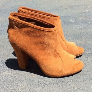 Jessica Simpson Peep-toe Suede Heels Size 6.5